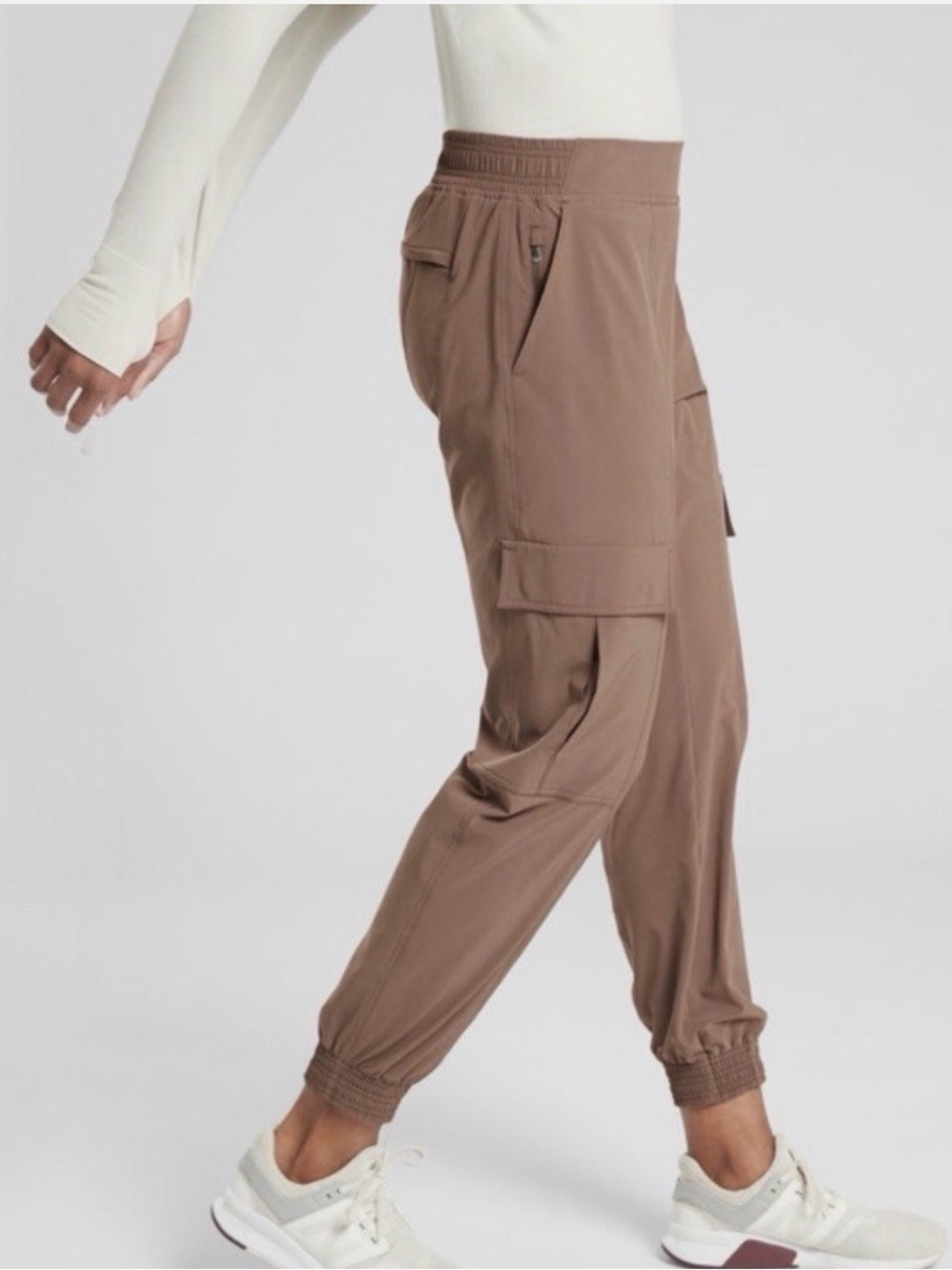 Athleta Chelsea Utility Jogger Mineral Brown  Size P2 Womens Pants Pockets